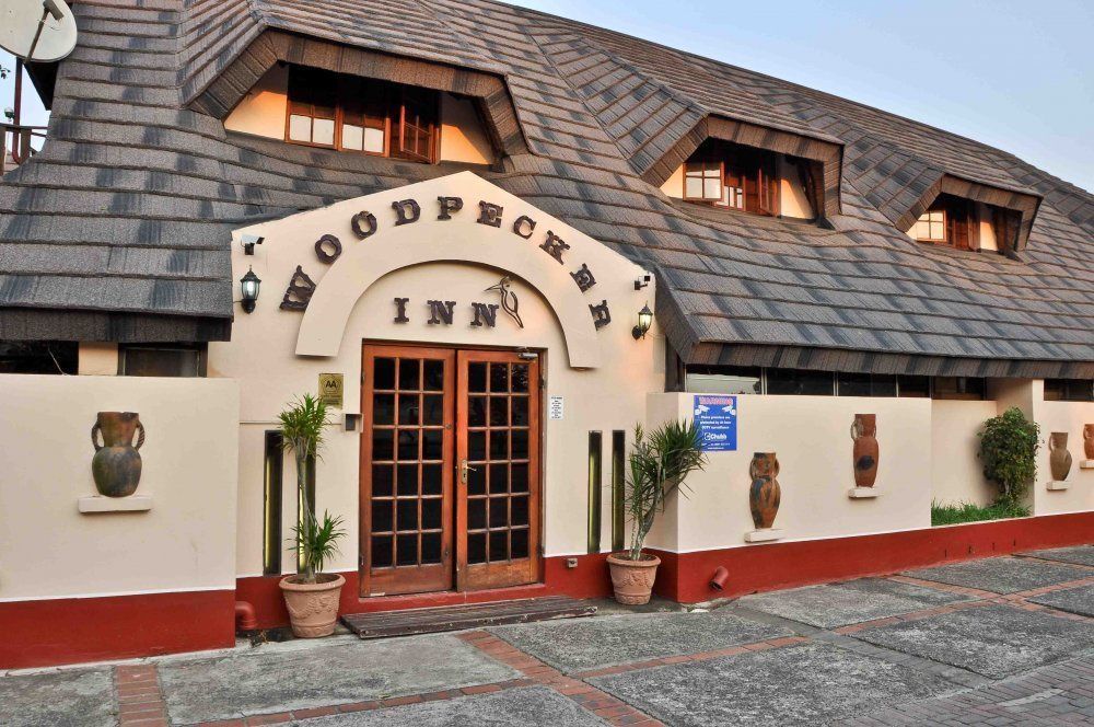 Woodpecker Inn Richards Bay Exterior photo